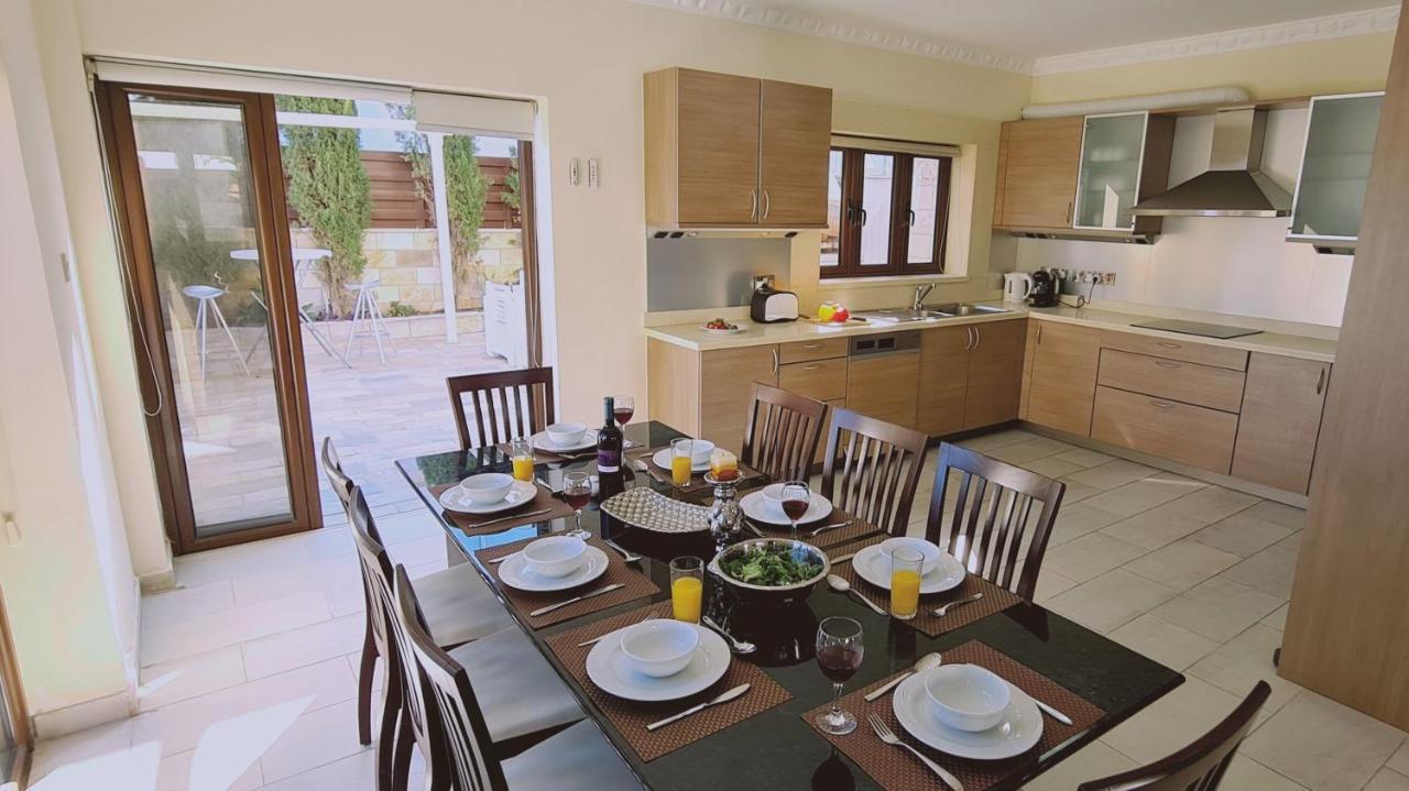Stay Ocean View Villa Paralímni Extérieur photo